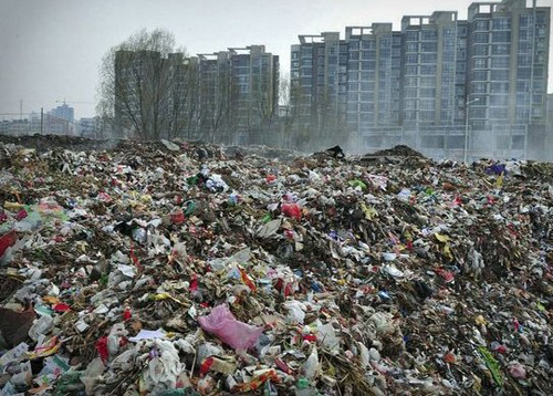 外卖垃圾“围城” 回收前景不明