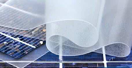 不规则共聚合物打造更高效薄膜太阳能电池