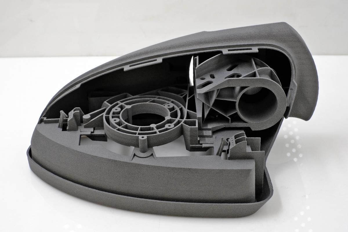 华曙高科与巴斯夫联合推出新型3D打印PA6材料