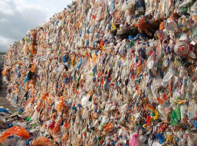 49亿吨废塑料让全球都头大“能源化利用”或成突破口 