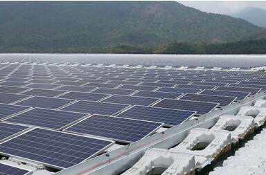 巴斯夫光稳定剂延长水上太阳能漂浮系统使用寿命