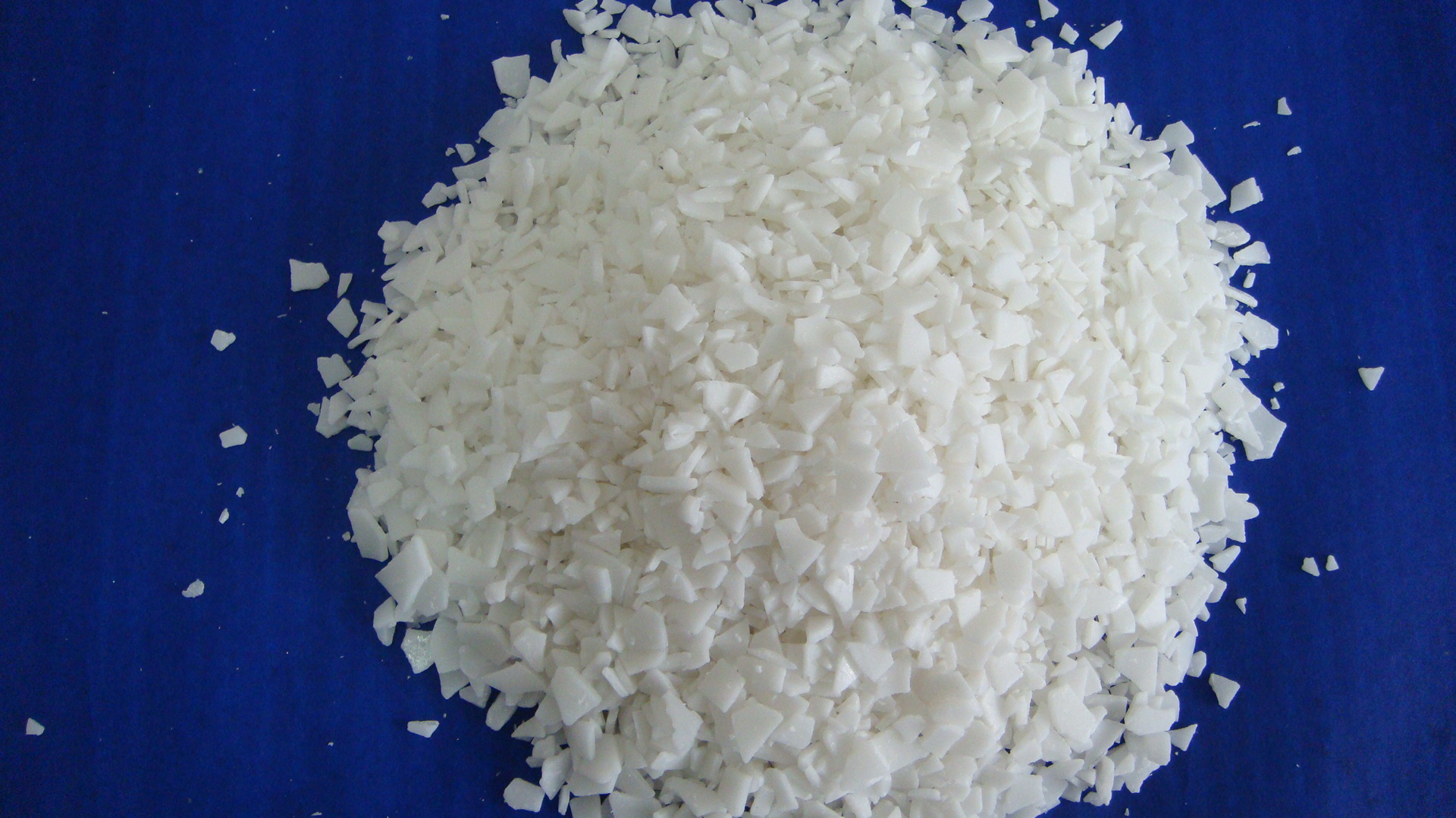 塑料助剂为塑料工业的发展奠基