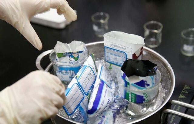 中国德富塑料网最新资讯：实验证明带着包装煮牛奶不会导致铝超标（附图）