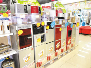 中国德富塑料网最新资讯：工程塑料行业引导家电行业应用新趋势