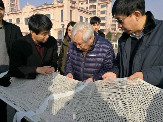 “石墨烯光催化氧化技术” 使无锡走在处理污水前沿