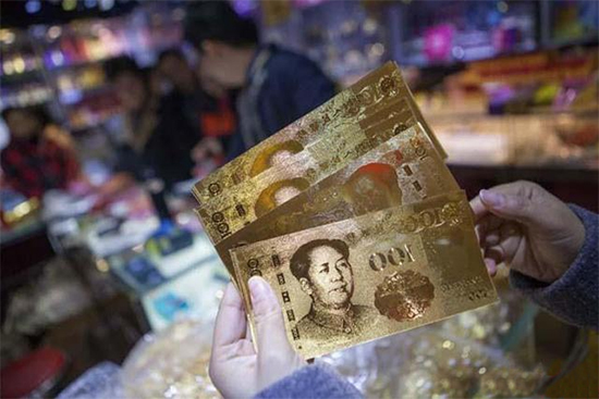 中国德富塑料网最新资讯：深圳福多宝珠宝涉嫌作假 金箔大钞实为塑料