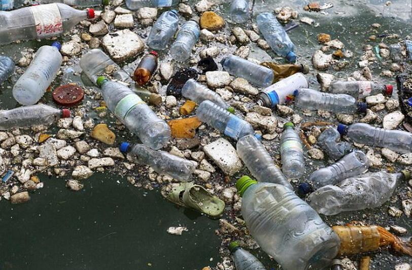 中国德富塑料网最新资讯：海洋塑料垃圾清理堤坝将于今夏在北海首测