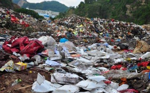 中国德富塑料网最新资讯：政策相继出台但塑料污染问题仍在