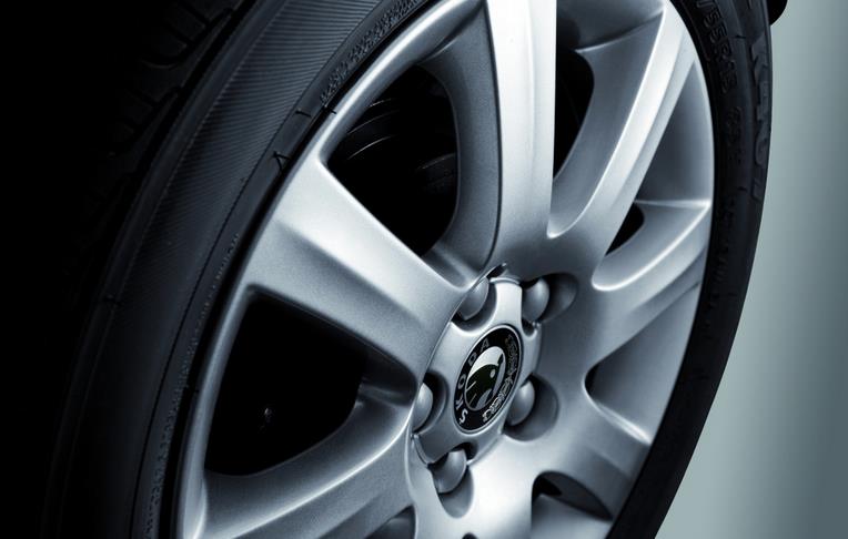 【中国德富塑料网】中国新充气橡胶轮胎出口同比降低6.6%