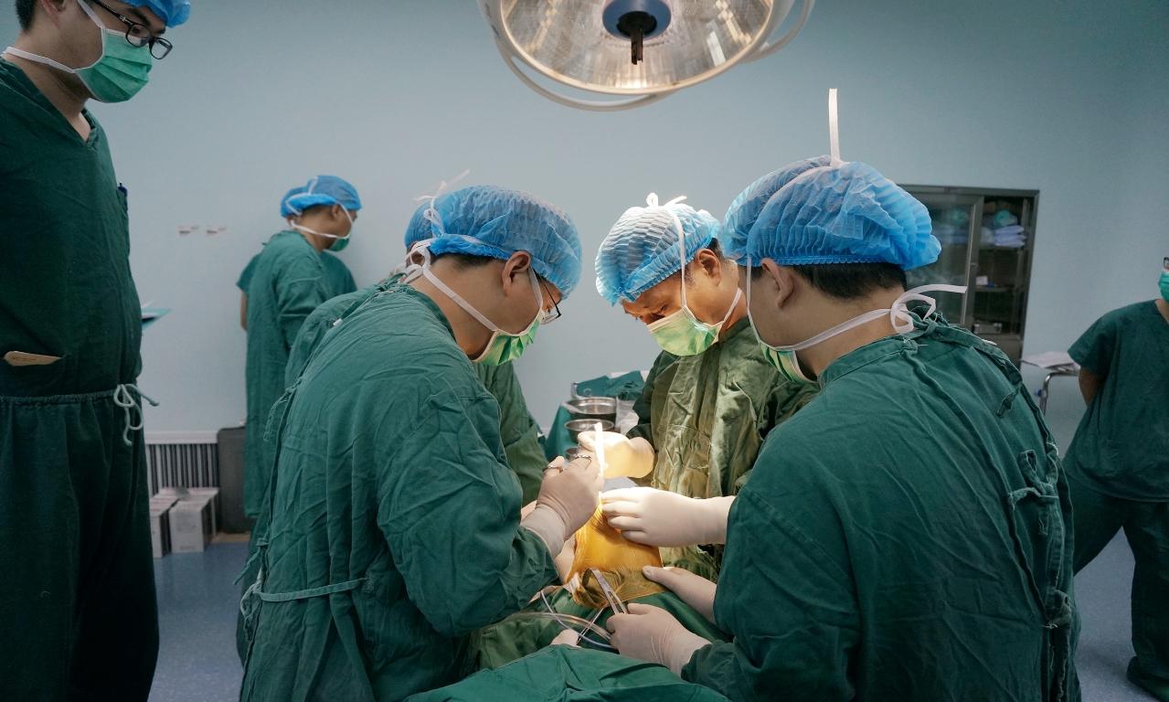 安徽首例3D打印全膝关节表面置换手术成功
