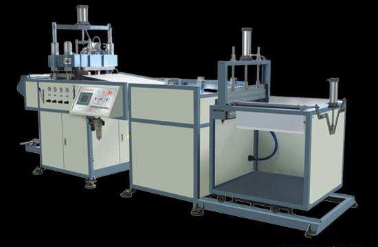 塑料成型机机械分类