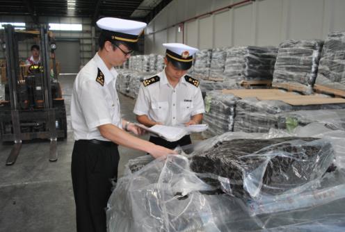 中国天然及合成橡胶进口大增